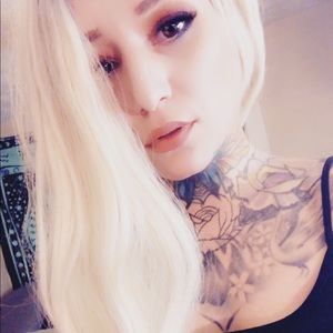 Meet your Posher, Hailey